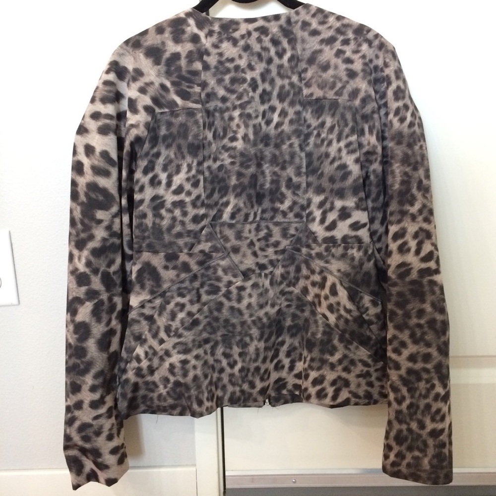 ✨NWT TOV Holy Leopard Print Statement Moto Jacket - Picture 2 of 8